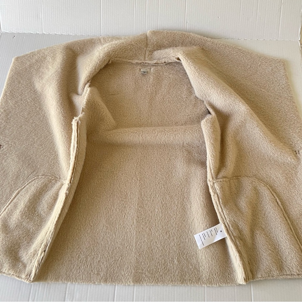 Ecote Urban Outfitters Brown and Cream Faux Shearling Vest - Picture 6 of 12
